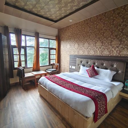Mountain Zest-Simla Royale Near Mall Road-Free Pickup From Railway Station Simla Shimla Exterior photo