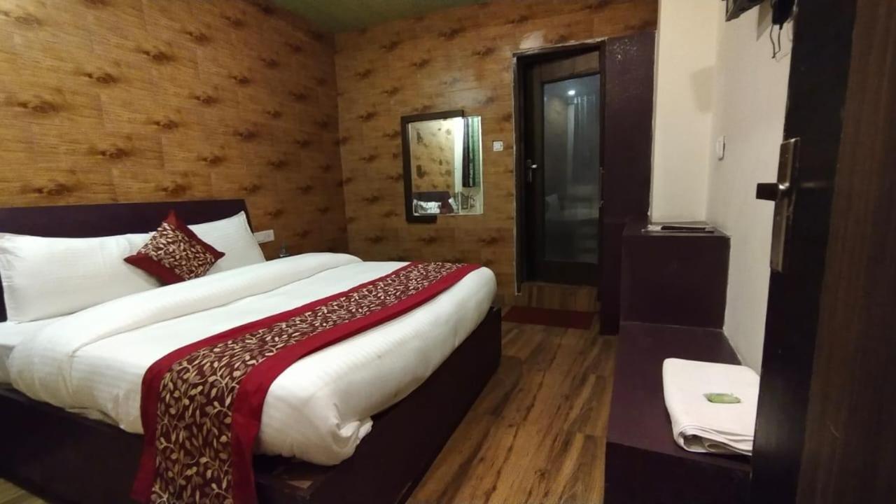 Mountain Zest-Simla Royale Near Mall Road-Free Pickup From Railway Station Simla Shimla Exterior photo